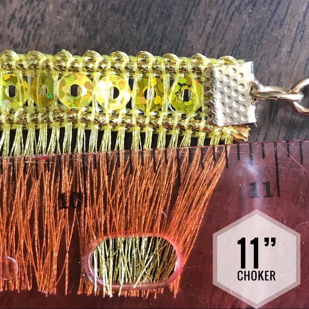 🆕✨Gold Fringe Fabric Choker✨ - Picture 6 of 7